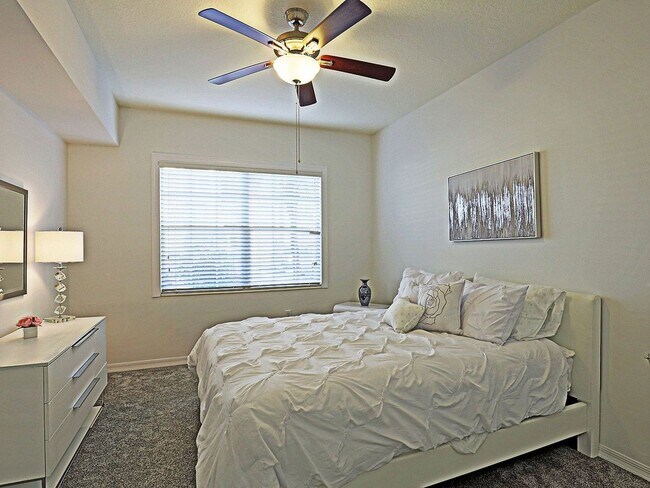 Building Photo - 15645 Ocean Walk Cir