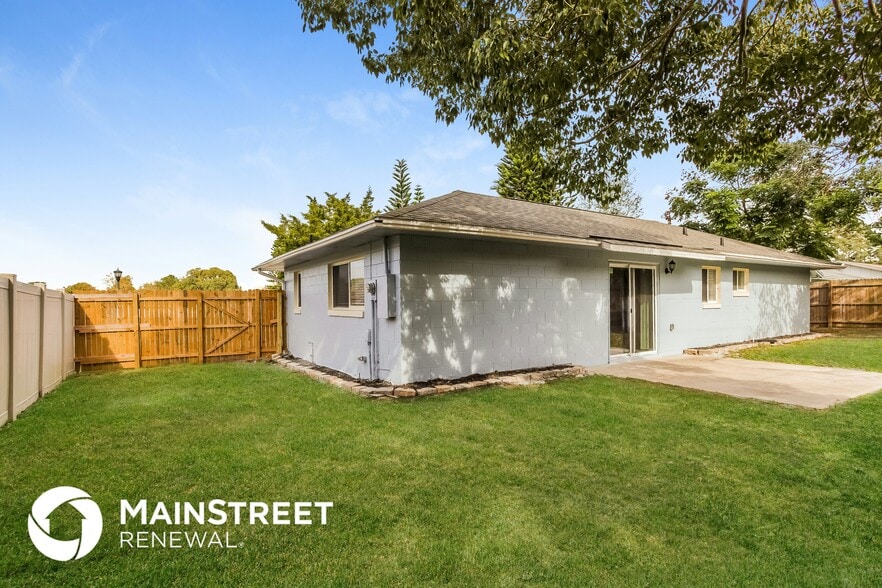 Building Photo - 714 Eagle Ave