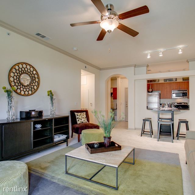 Primary Photo - 1 br, 1 bath Apartment - 10701 S 1st St 700