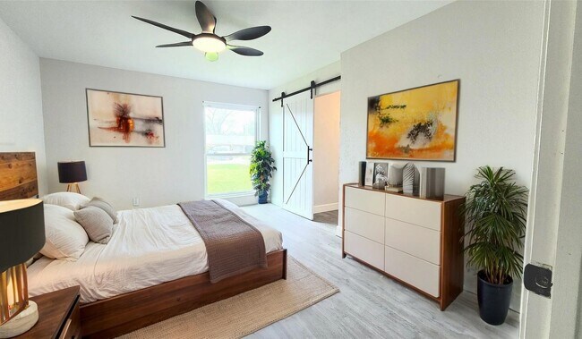 Building Photo - 403 Vance St