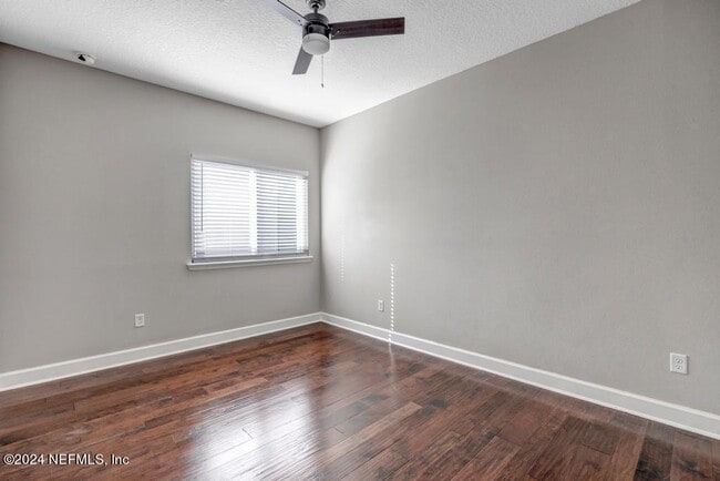 Building Photo - 96 Taylor Ridge Ave