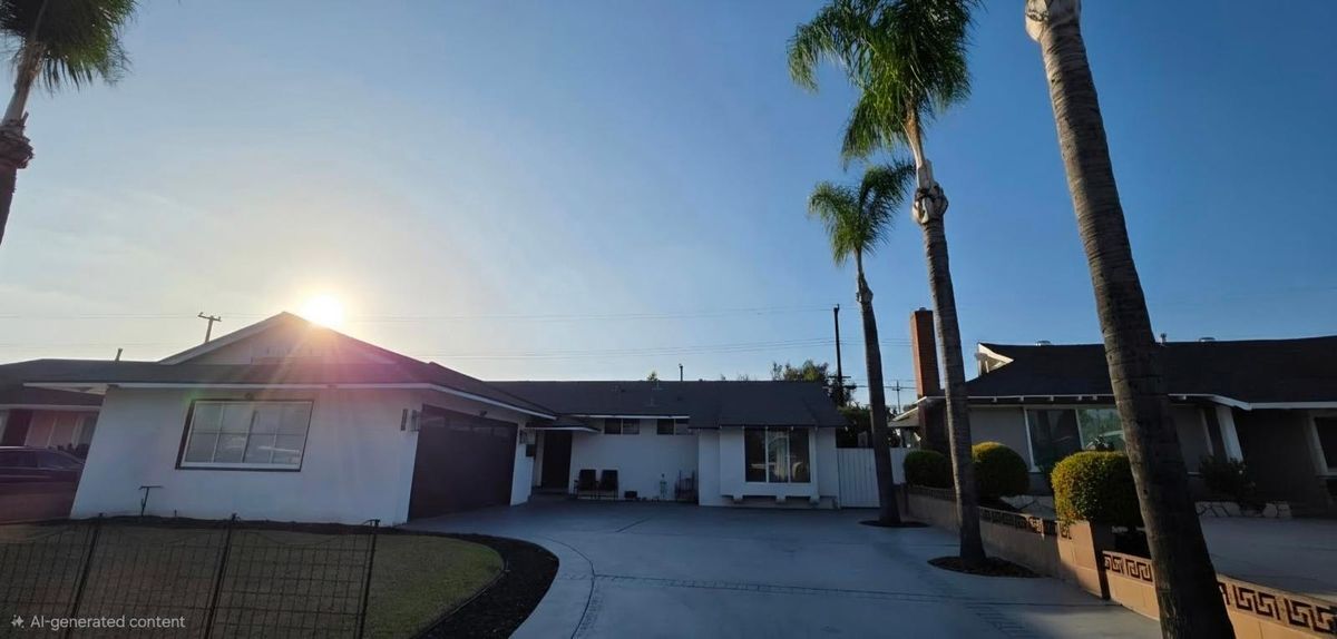 Building Photo - 15947 Amber Valley Dr