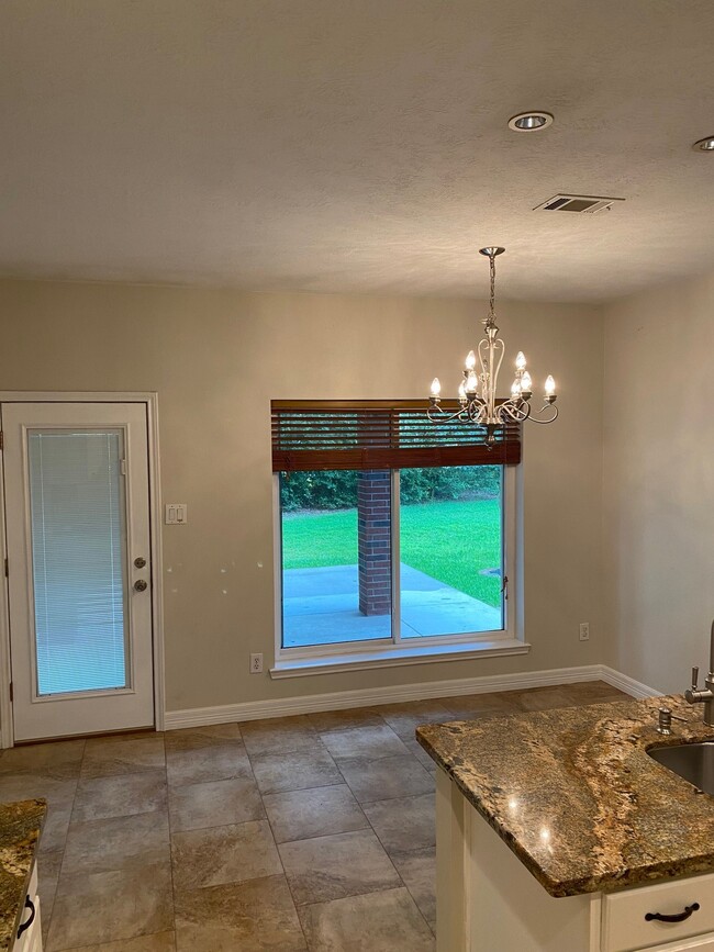 Building Photo - 7518 Nickaburr Creek Dr