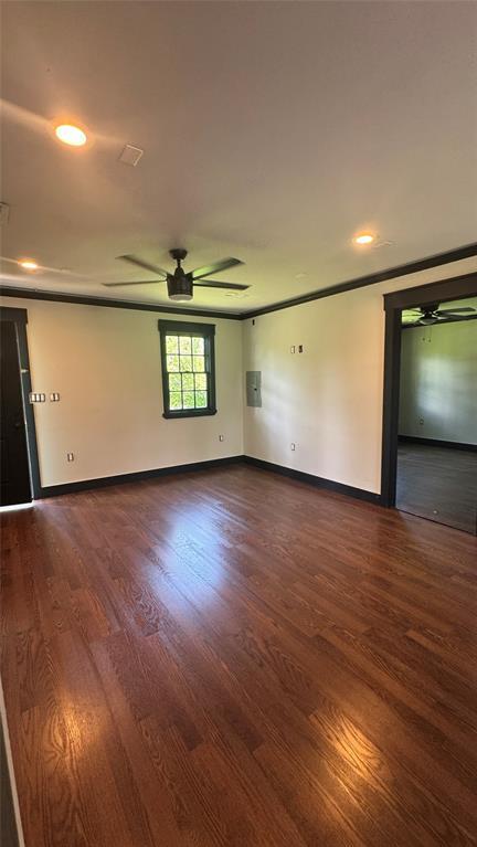 Building Photo - 8111 Roswell St