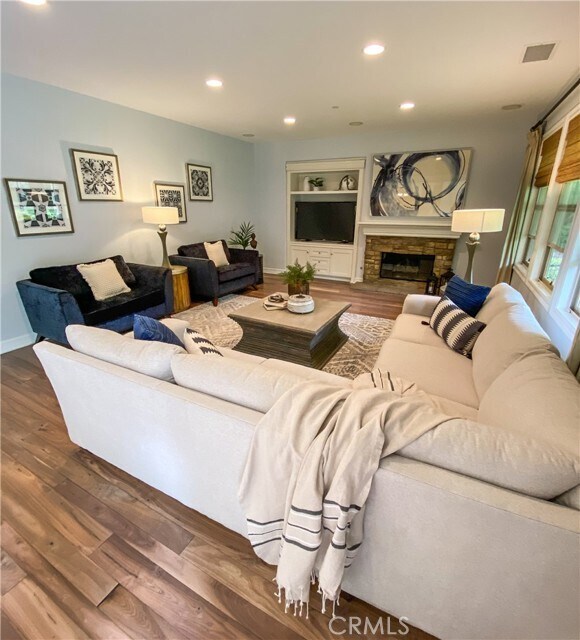 Building Photo - 18 Via Armilla