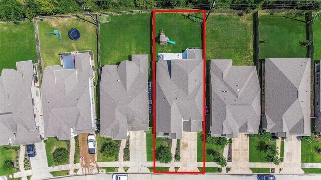 Building Photo - 8922 Stanley Oak Dr