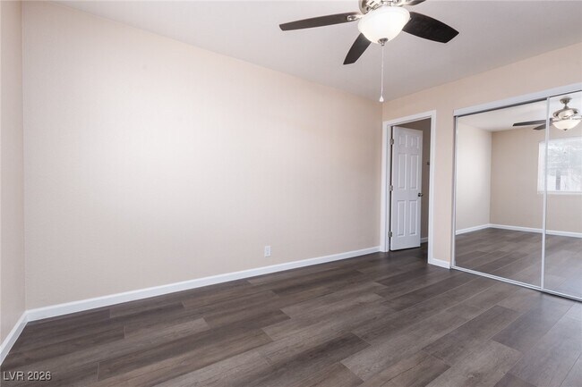 Building Photo - 6205 Bellota Dr