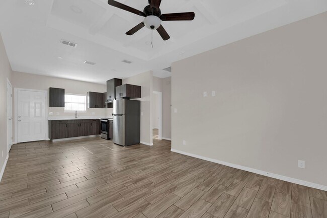 Building Photo - SPACIOUS! CONTEMPORARY! LOCATION!