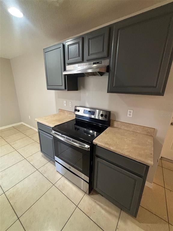 Building Photo - 661 N Delmonte Ct