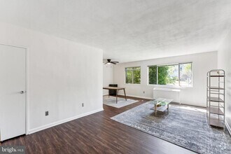Building Photo - 3701 5th St S