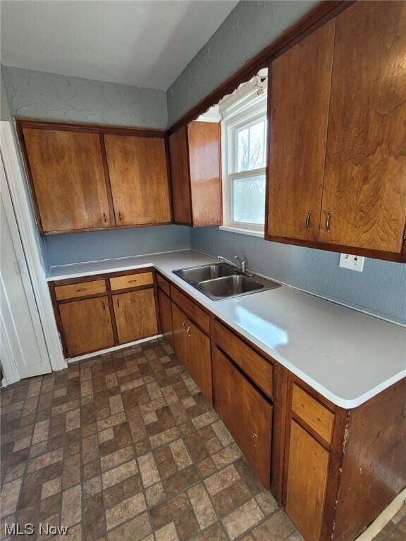 Building Photo - 14717 Milverton Rd