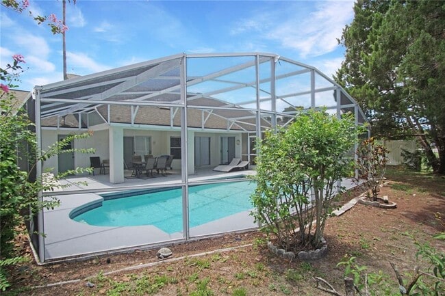 Building Photo - 928 Loma Bonita Dr