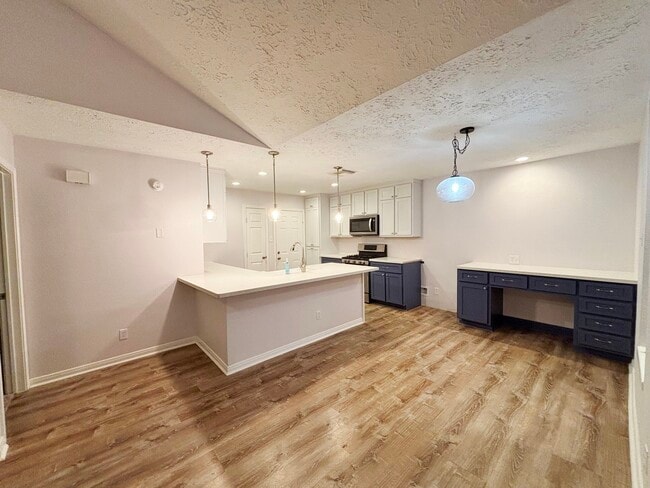 Building Photo - 3105 Sand Reef Ln