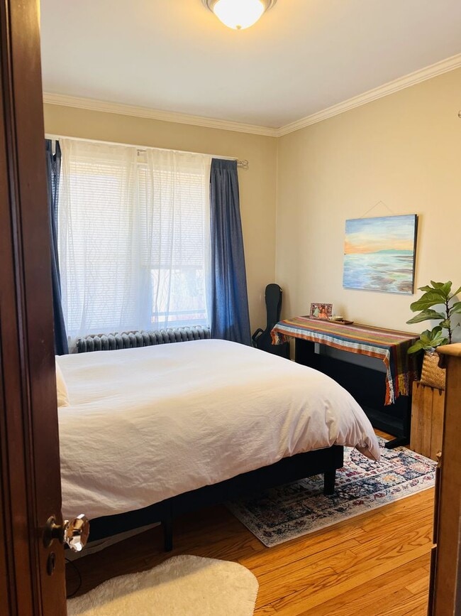 Building Photo - 3668 Wilmington Ave