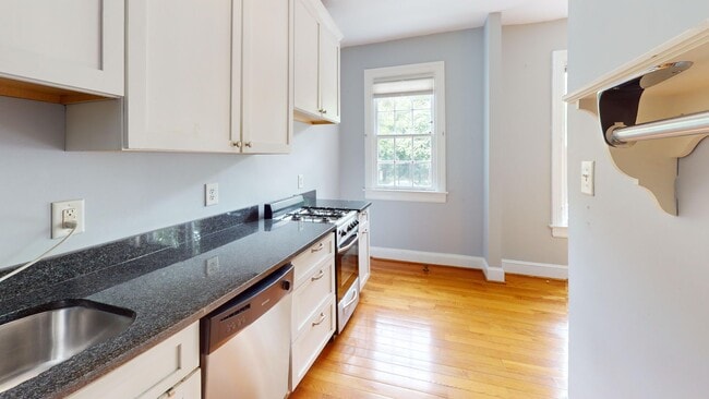 Building Photo - 2527 Q St NW