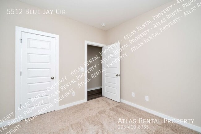 Building Photo - 5512 Blue Jay Cir