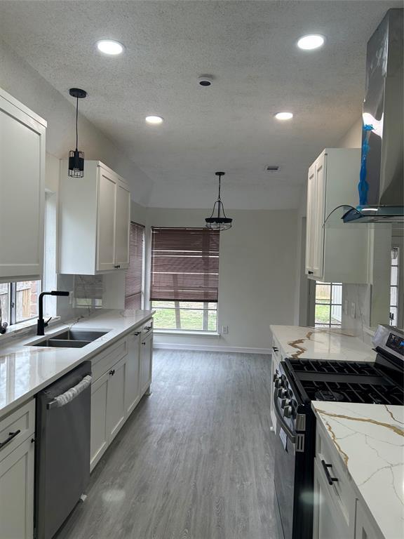 Building Photo - 1531 Rushworth Dr
