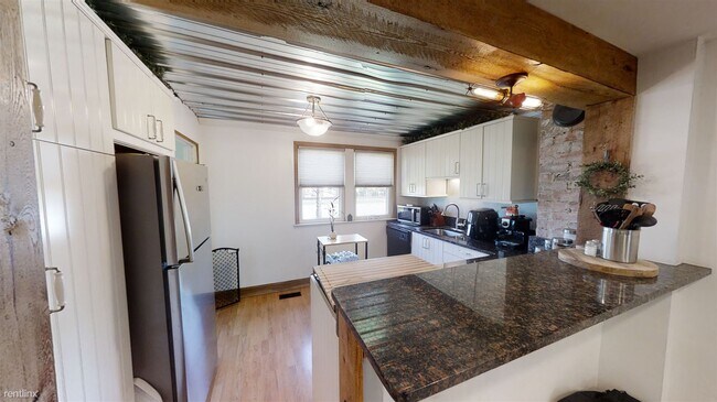 Building Photo - 3 br, 1.5 bath House - 151 Jackson St
