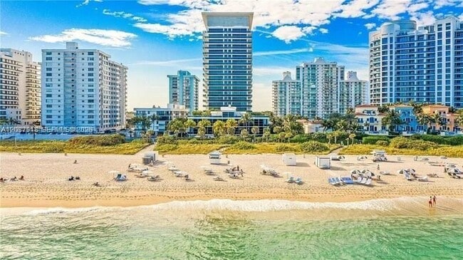 Building Photo - 5880 Collins Ave