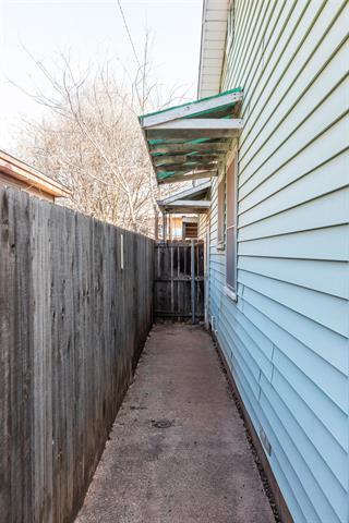 Building Photo - 3249 S 13th St