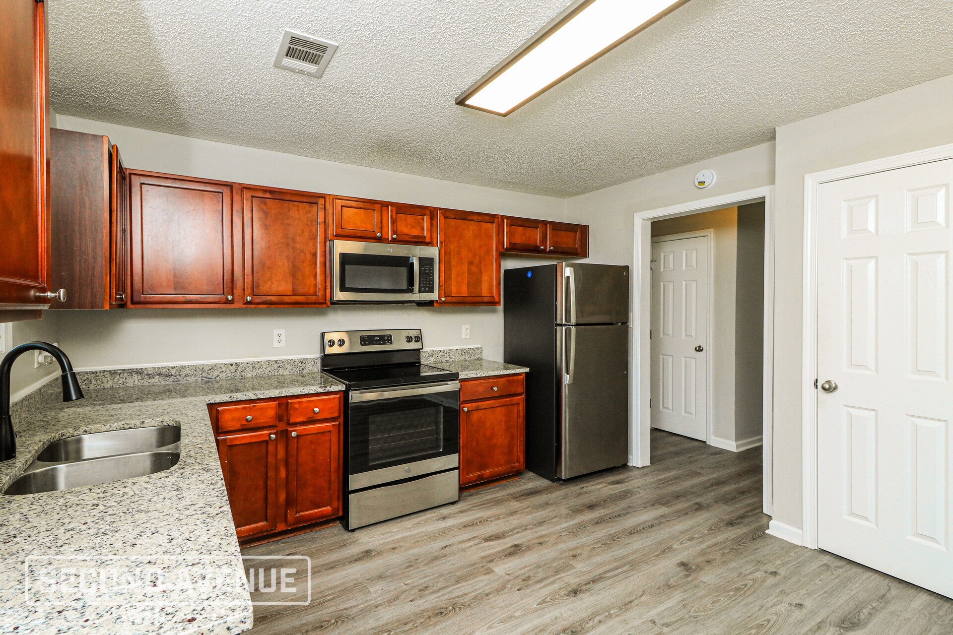 Building Photo - 24 Smith Cir