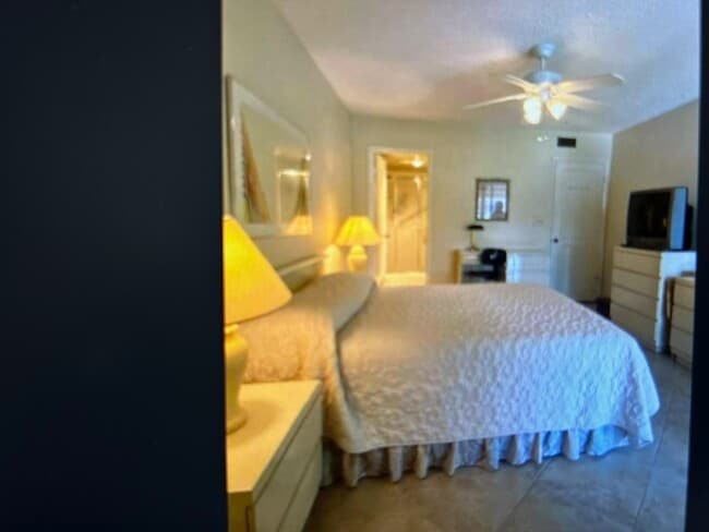 Building Photo - 3212 Strawflower Way