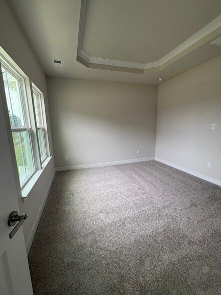Building Photo - 501 Old Lime Pl