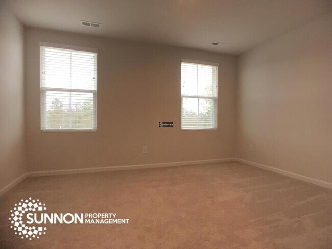 Building Photo - New Construction 3 BR & 1 Car Garage