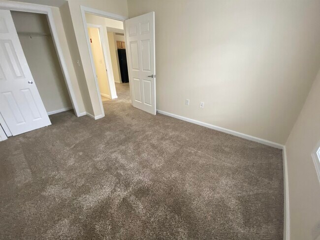 Building Photo - 80 Sentinel Court