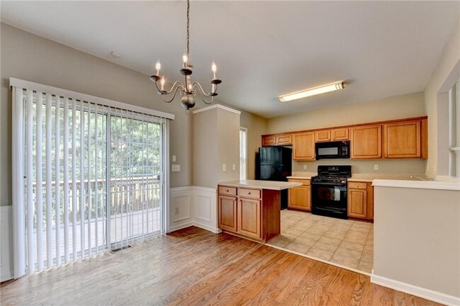 Building Photo - 4021 Edgecomb Dr