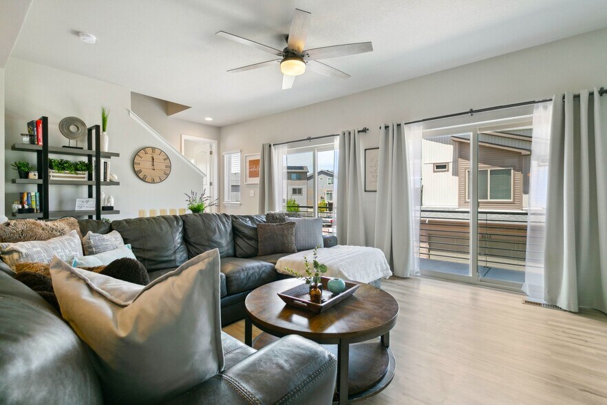 Building Photo - 6149 Ashmore Ln