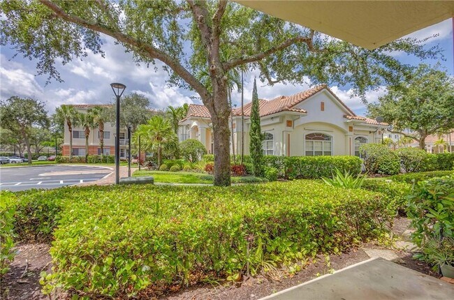 Building Photo - 9833 Baywinds Blvd