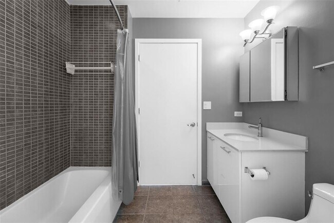 Building Photo - 3470 E Coast Ave