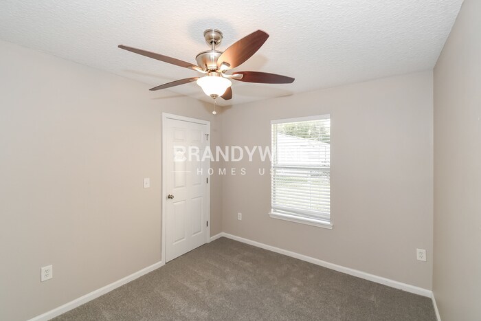 Building Photo - 2060 Felch Ave