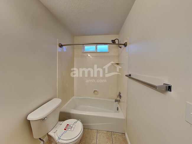 Building Photo - 3354 W 500 N