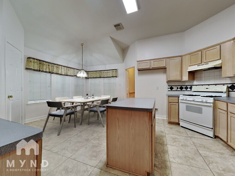 Building Photo - 23831 Norton House Ln