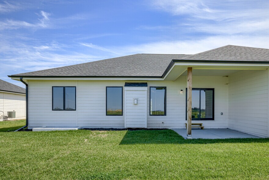 Building Photo - 20939 Ellison Ave