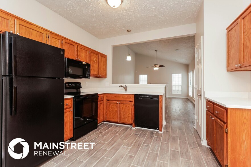 Building Photo - 2226 Oak Barrel Ln