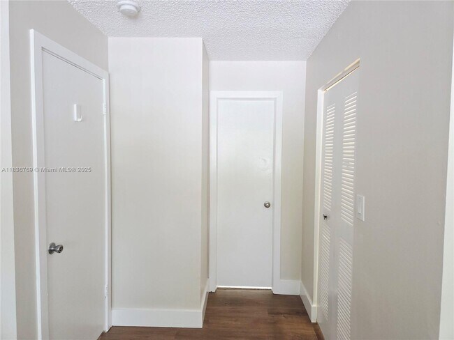 Building Photo - 15640 SW 80th St