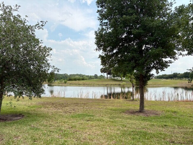 Building Photo - Gorgeous 3-bedroom Model Home in 55+ Commu...