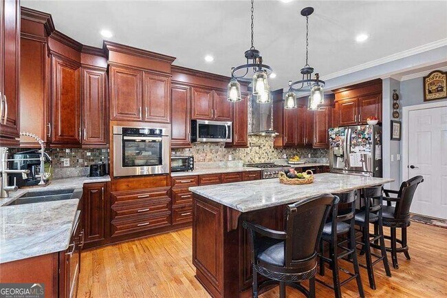 Building Photo - 8465 Bethel Ridge Ct