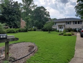 Building Photo - 3838 Glenbrook Rd