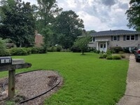 Building Photo - 3838 Glenbrook Rd
