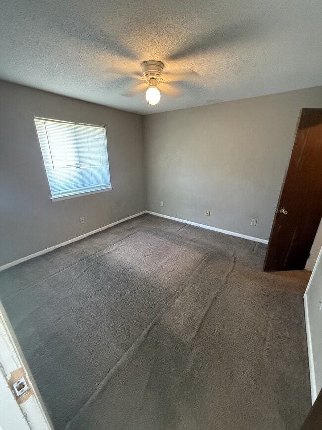 Building Photo - 80 Fannie Morris Dr