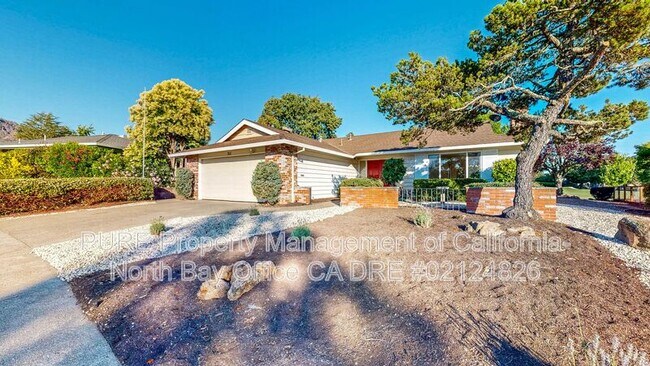 Building Photo - 351 Belhaven Cir