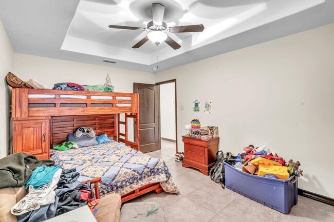 Building Photo - 317 Altozano Dr