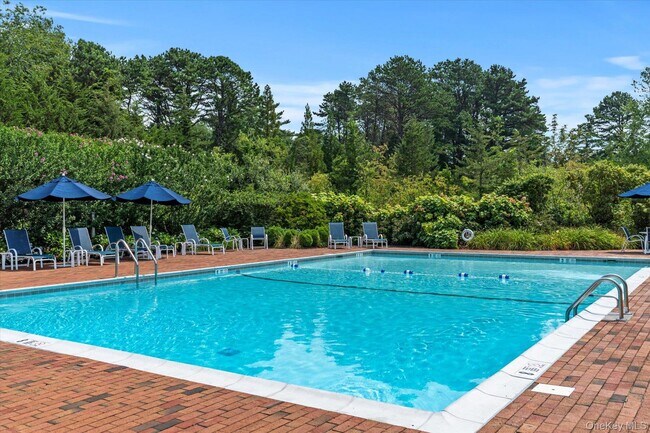 Building Photo - 45 Huckleberry Ln