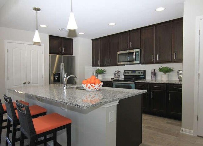 Building Photo - 708 Tinton Falls Ln