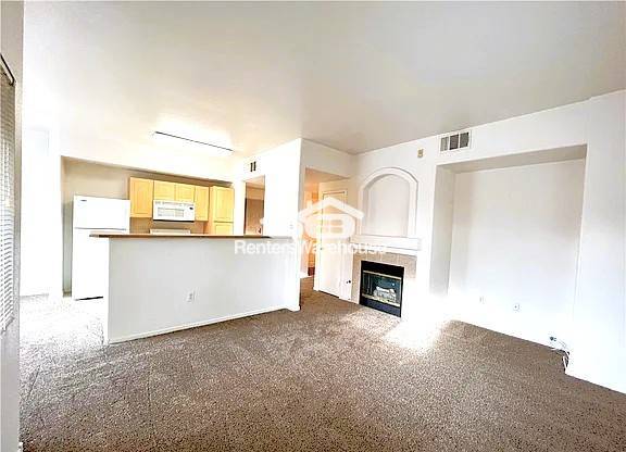 Building Photo - 8250 N Grand Canyon Dr