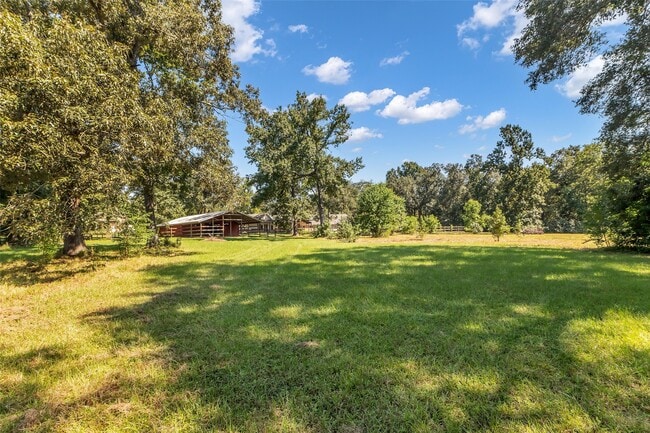 Building Photo - 3461 Pine Acres Dr